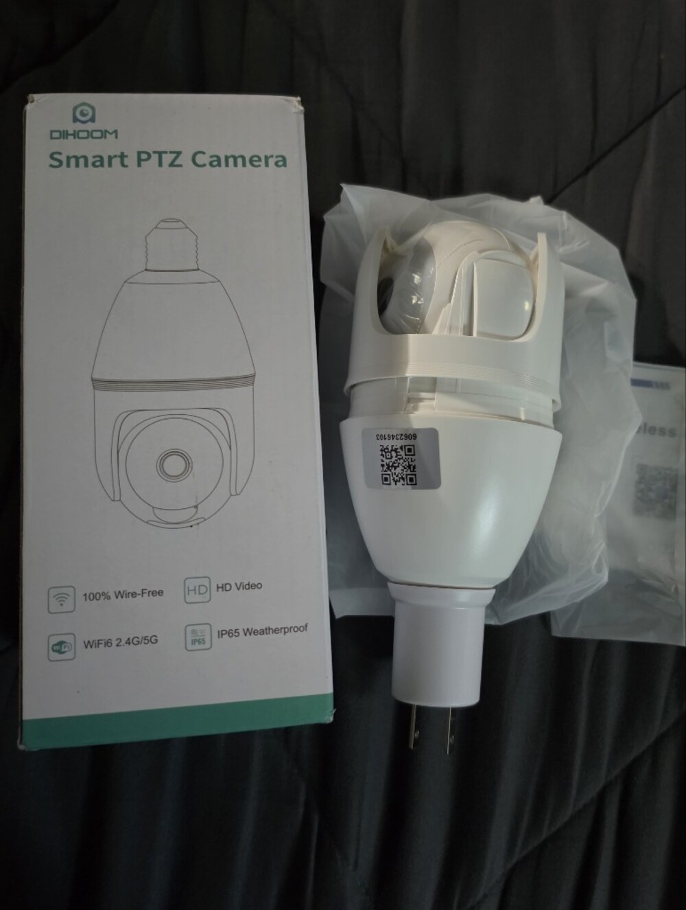 White Smart PTZ Bulb Camera - WiFi Pan-Tilt Security
